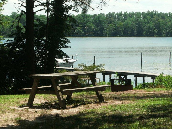 Riverside Camp Pet Policy