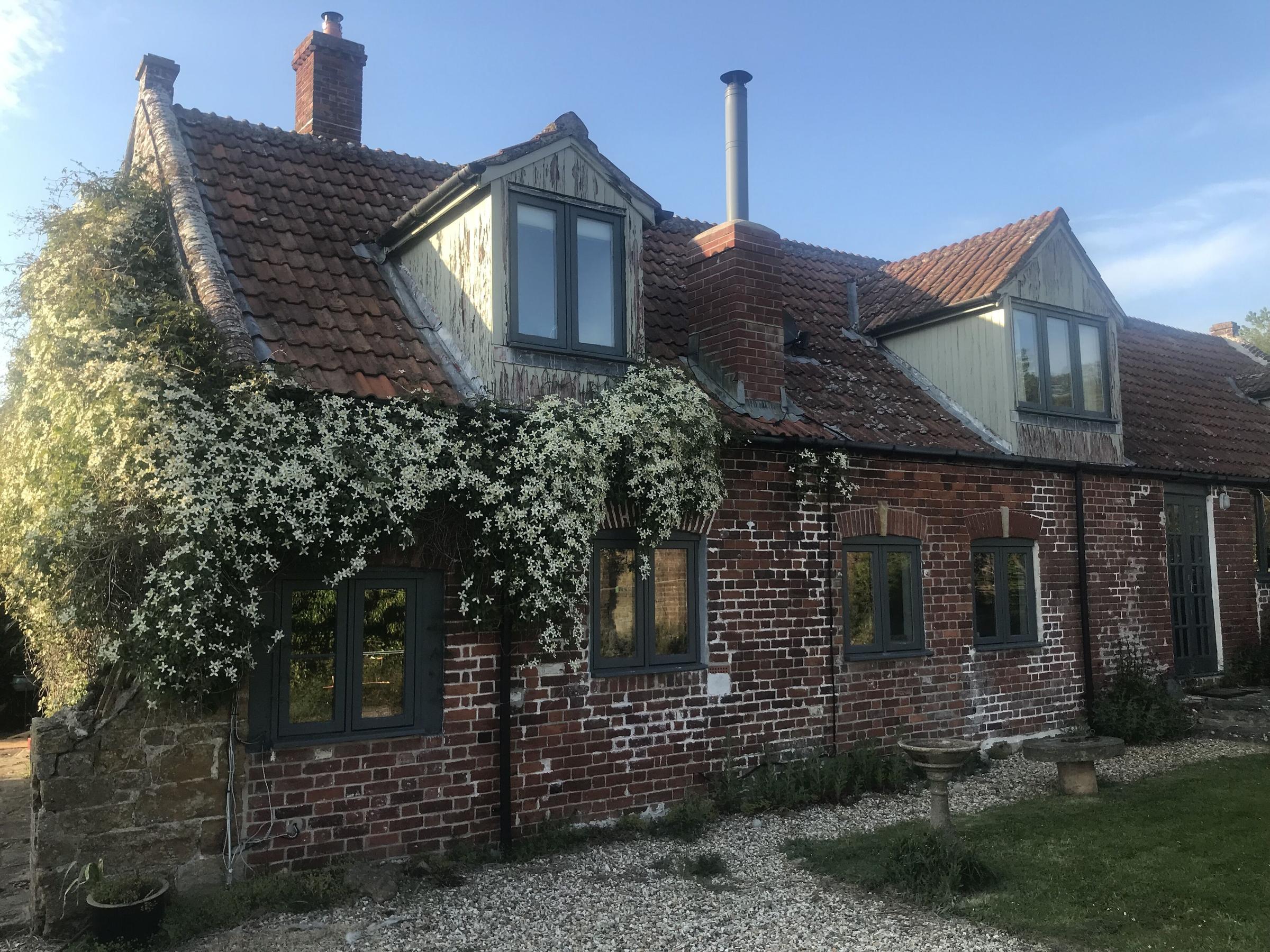 Pet Friendly Charming Cottage in Peaceful Countryside