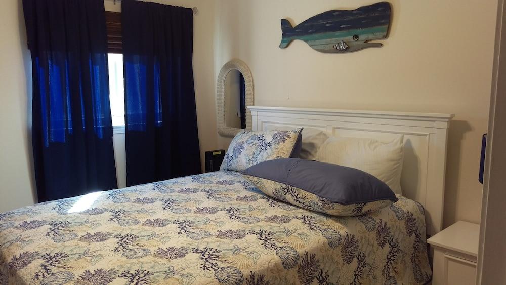 Pet Friendly Beach House Only Steps to the Beach