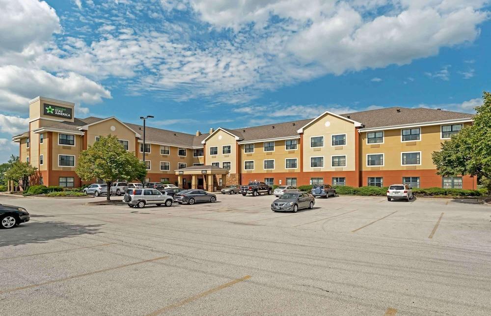 Pet Friendly Extended Stay America Select Suites Chicago Hanover Park
