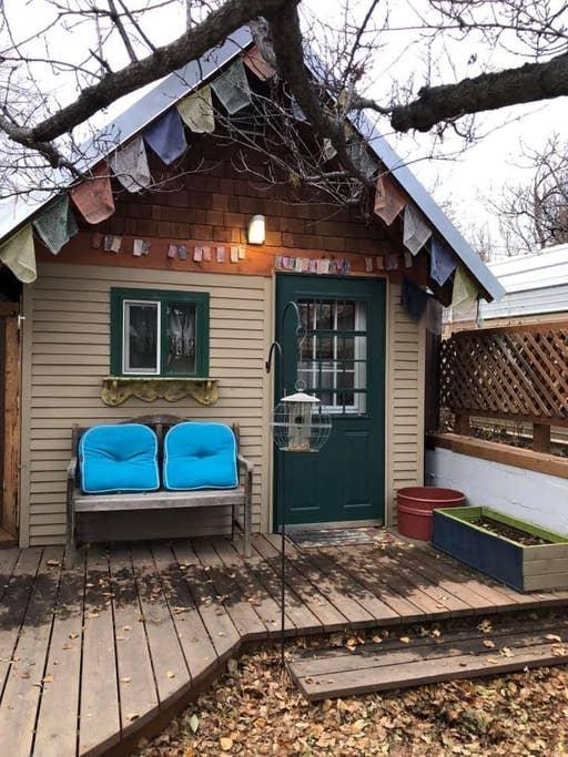 Aztec Airbnb Rentals Pet Policy