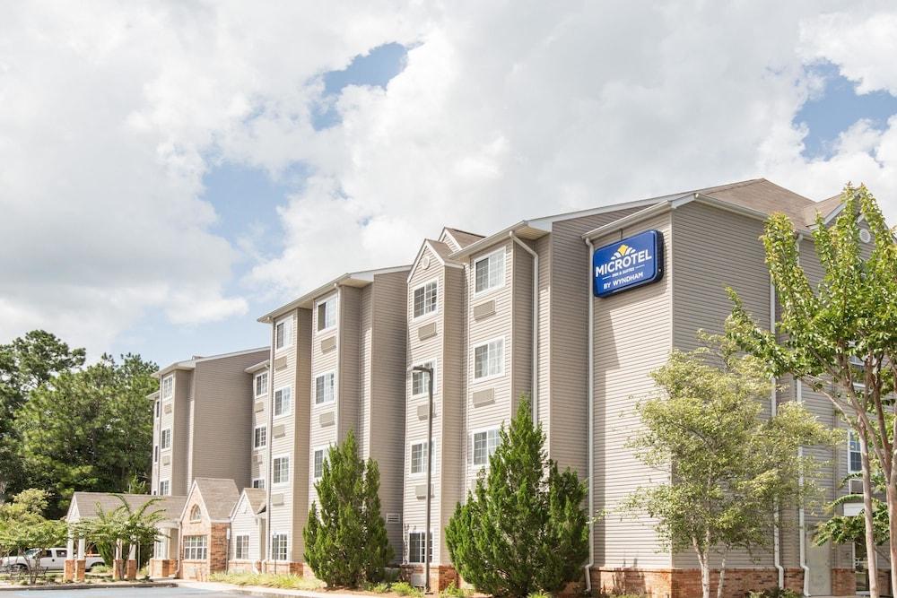 Pet Friendly Microtel Inn & Suites by Wyndham Saraland