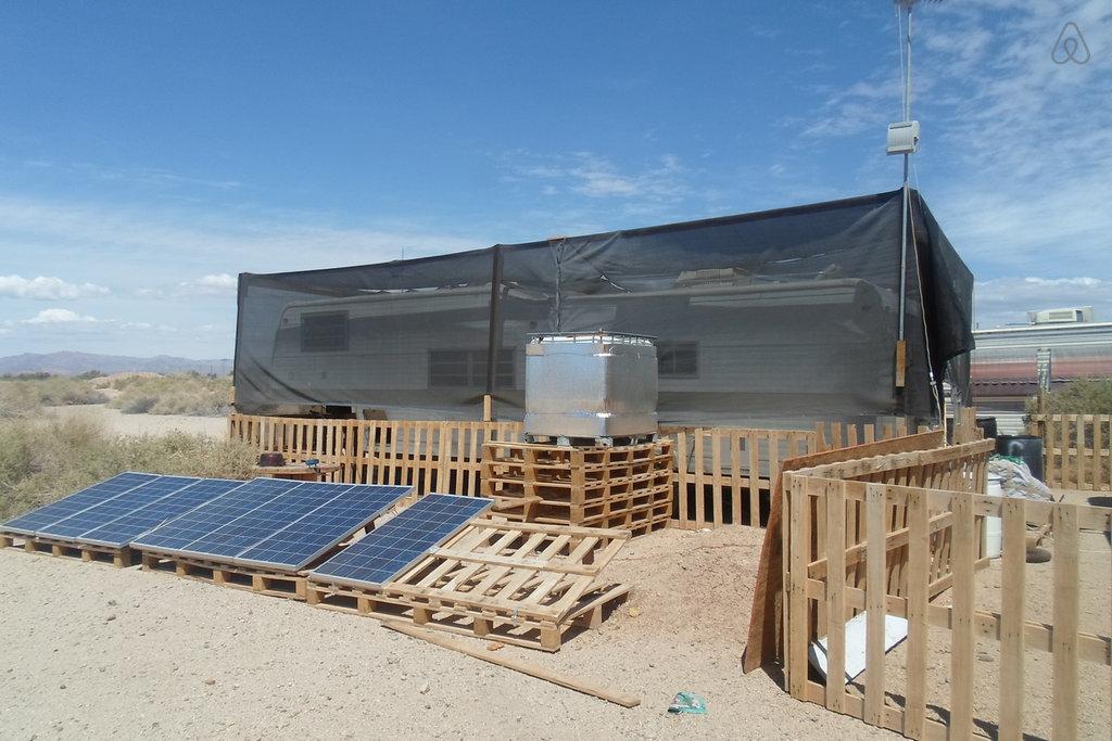 Niland Airbnb Rentals Pet Policy