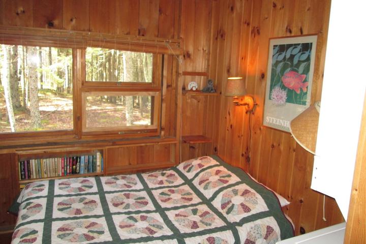 Pet Friendly 3-Bedroom Classic Maine Cottage
