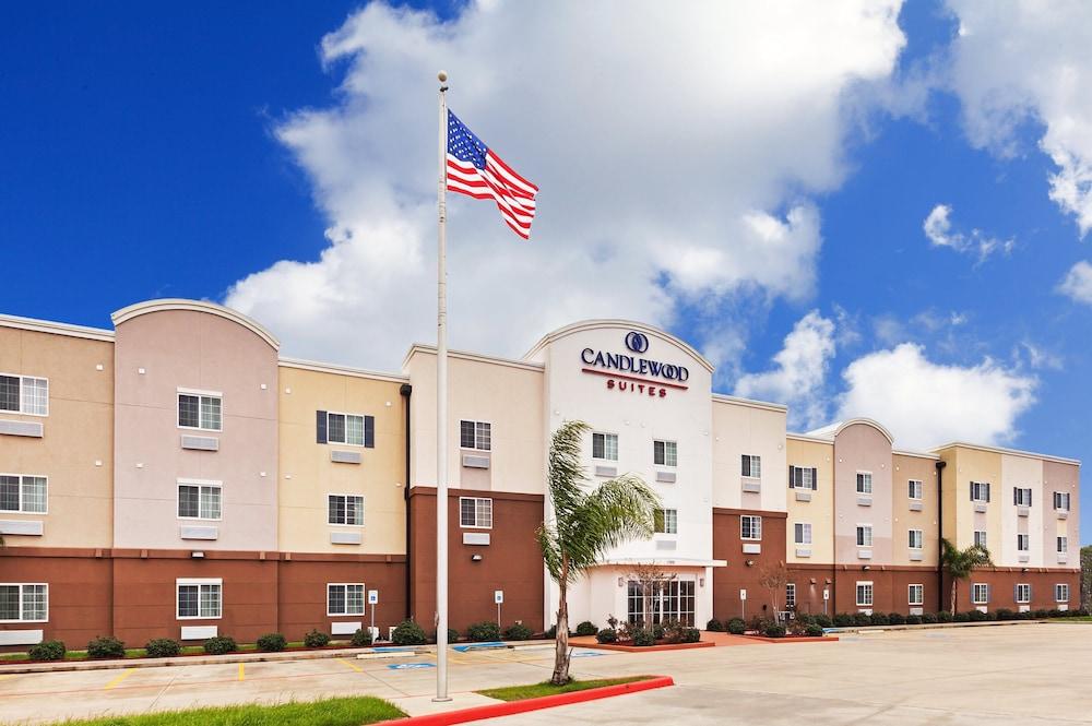 Pet Friendly Candlewood Suites Hotel Texas City an IHG Hotel