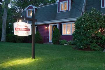 Pet Friendly Bed Breakfasts In Sandwich Ma Bringfido