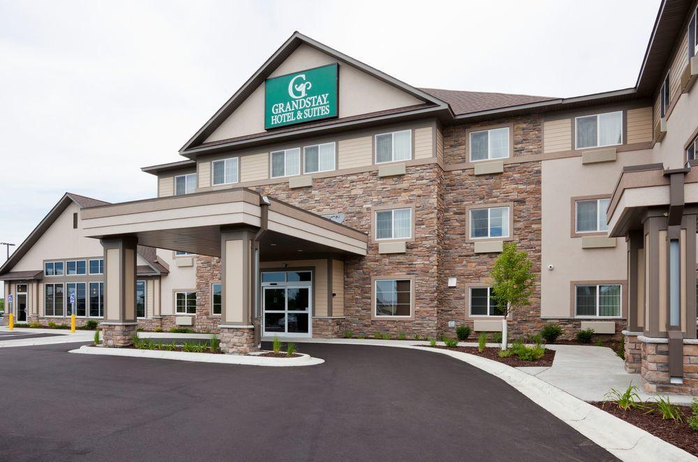 GrandStay Hotel and Suites Delano Pet Policy