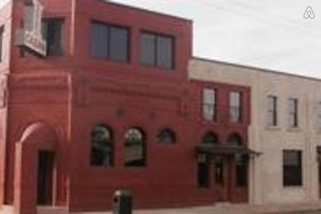 Bunkie Airbnb Rentals Pet Policy