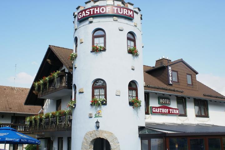 Pet Friendly Gasthof Turm