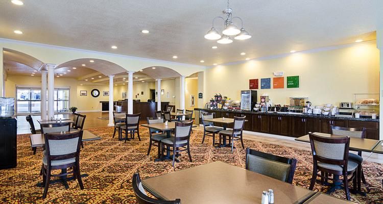 Comfort Inn Suites Orange Montpelier Pet Policy