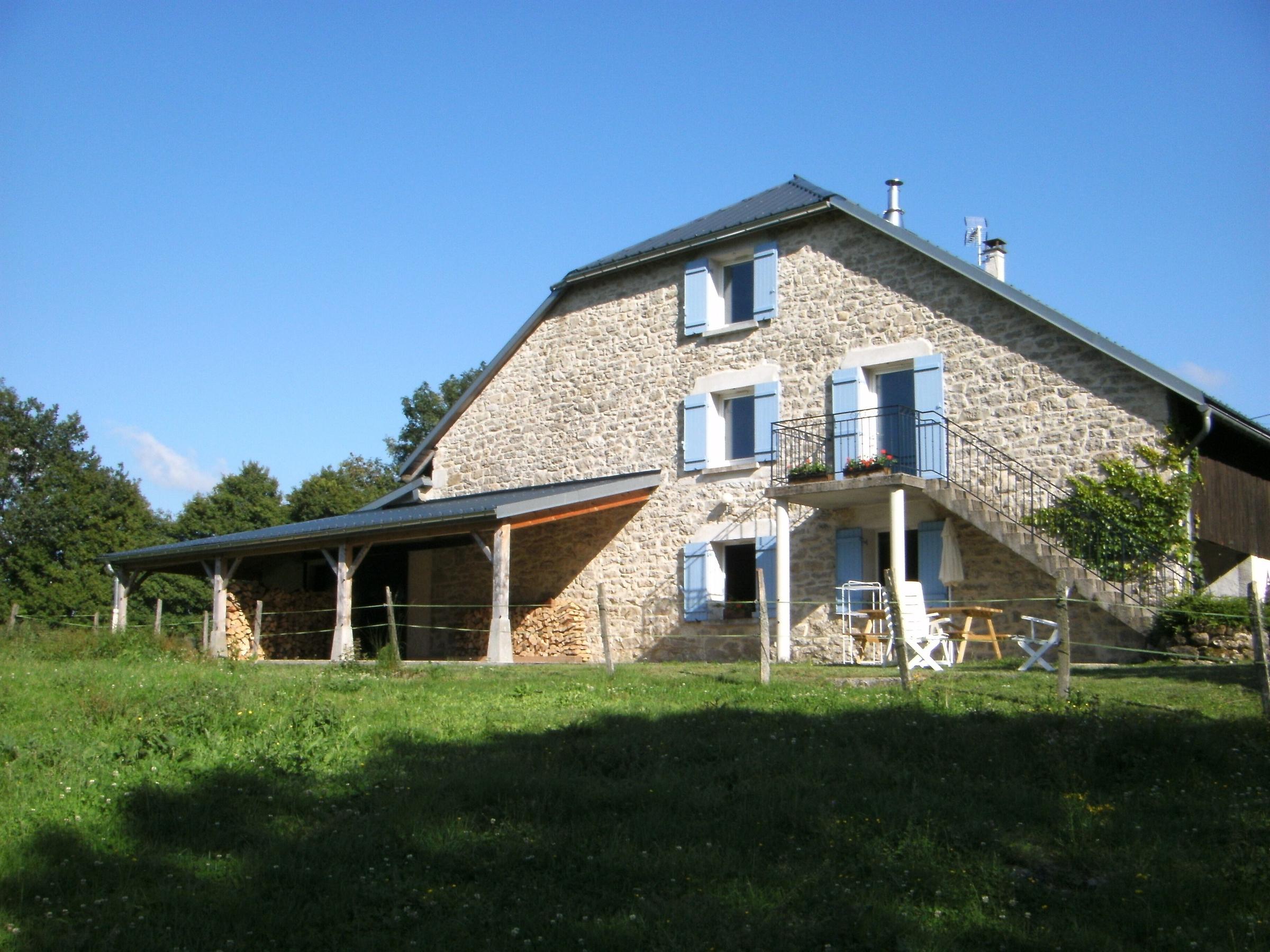 Pet Friendly The Cottage Bertinière South of the Jura