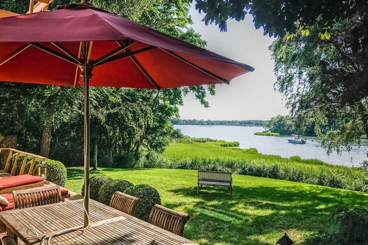 Pet Friendly Waterfront Beach Cottage with Dock