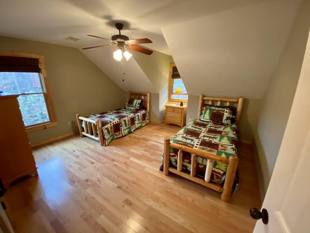 Riverside Lodge Pet Policy