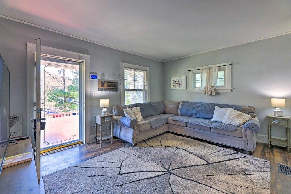 PetFriendly Covington Retreat With Fenced Yard Pet Policy