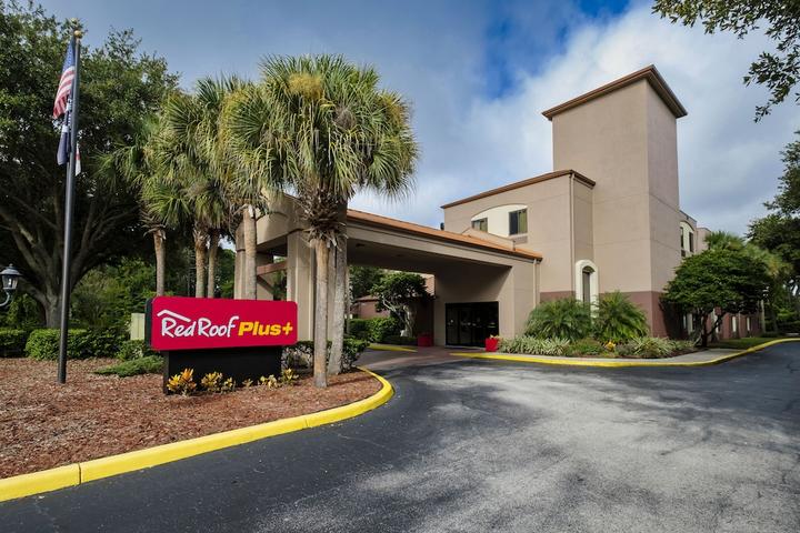 Pet Friendly Red Roof Inn PLUS+ Palm Coast