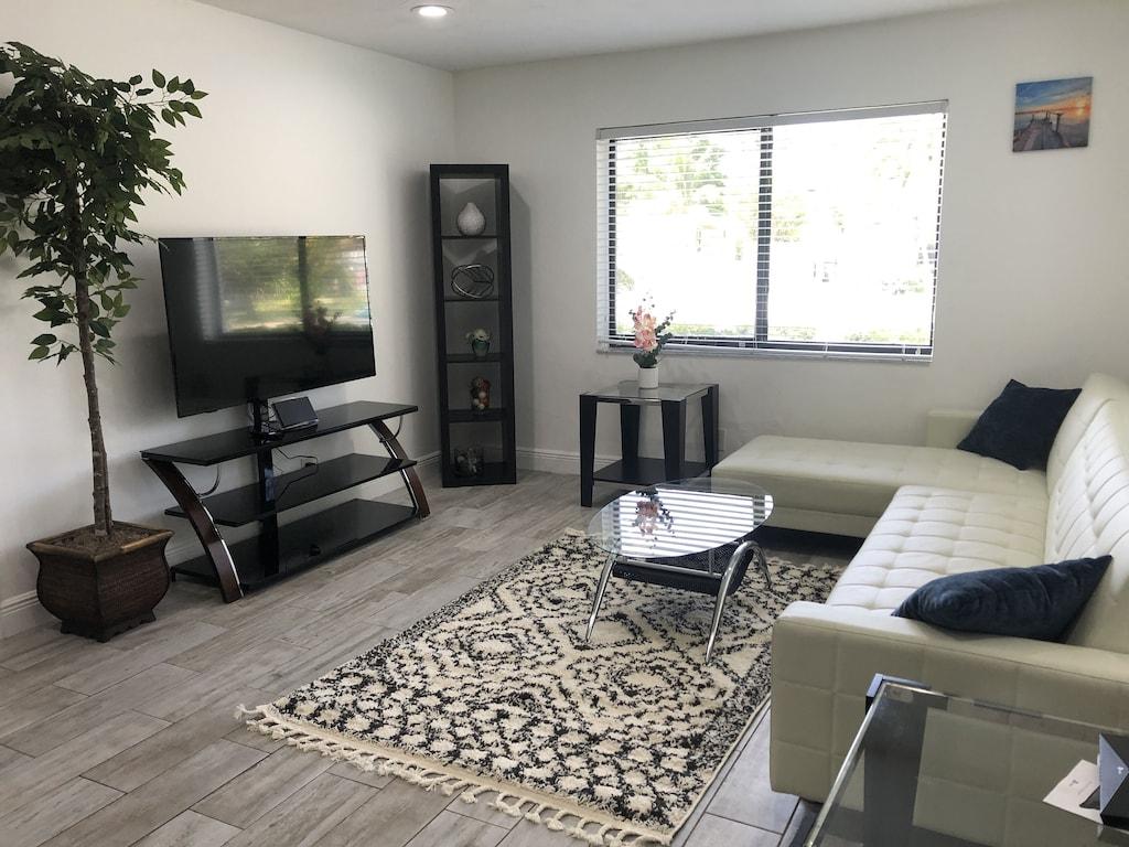 2/1 Delray Beach Apartment Pet Policy