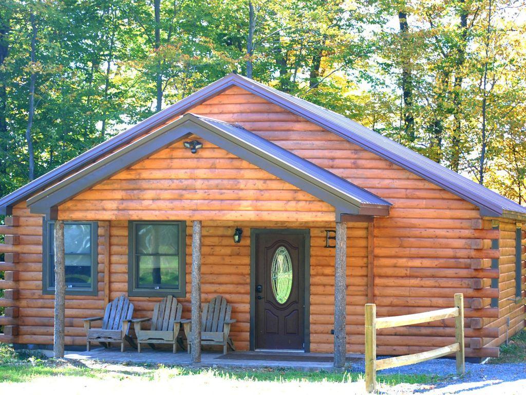 Rustic 2 Bedroom Log Cabin Pet Policy