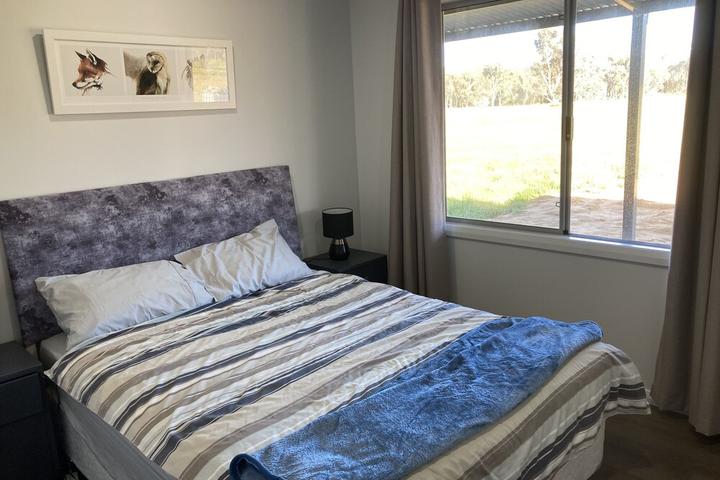 Pet Friendly Tranquility on Acreage & Hotham River @ Your Door