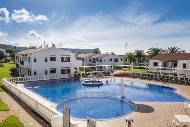 Pet Friendly Chic 3BR Apartment in Son Bou