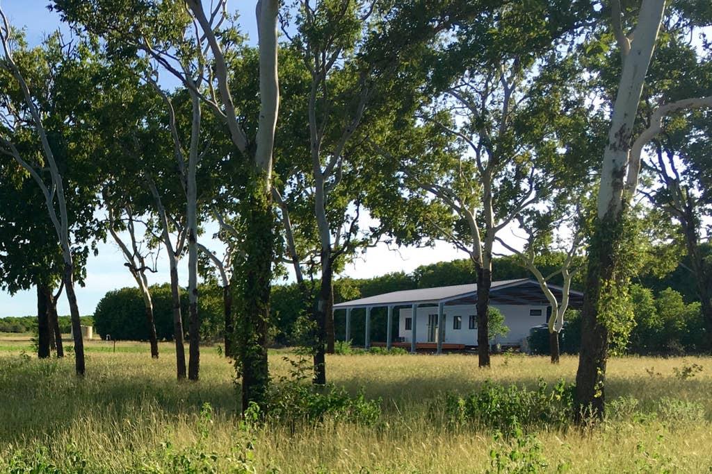 Kununurra Airbnb Rentals Pet Policy