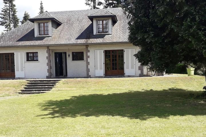 Pet Friendly House in the Heart of Auvergne