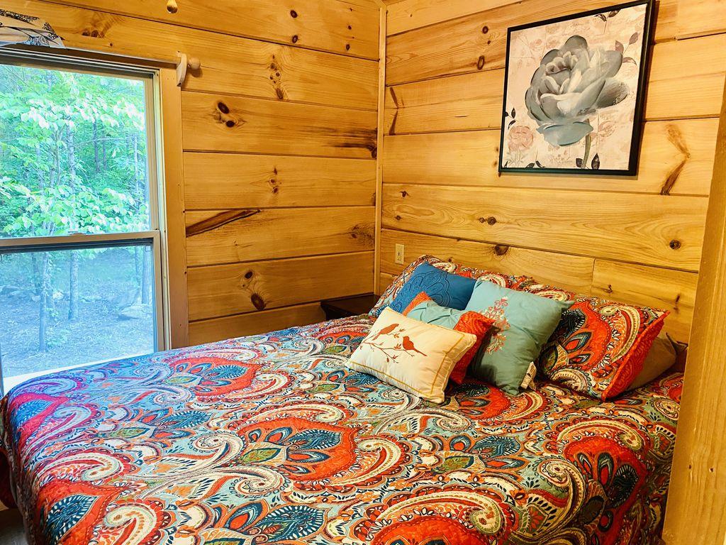Pet Friendly Coldwater Point Cabin