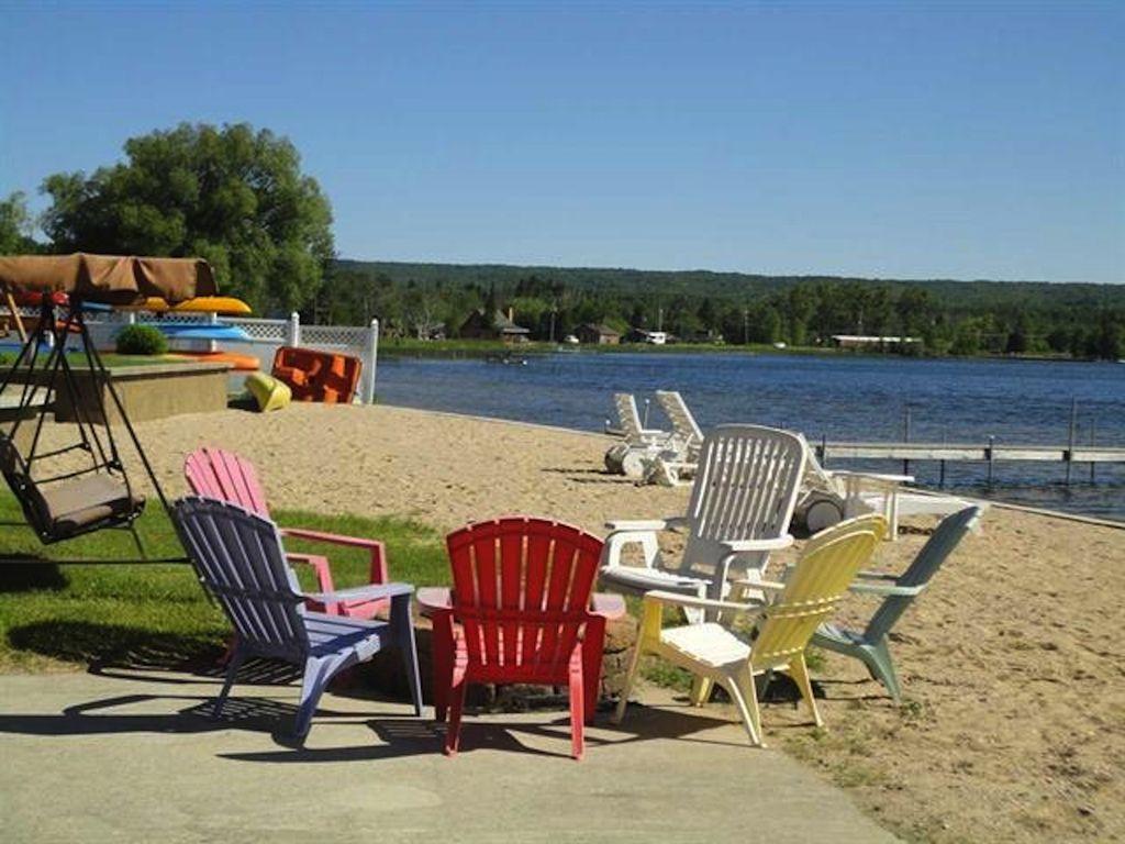 Pet Friendly Vacation Rentals In Petoskey Mi Bringfido
