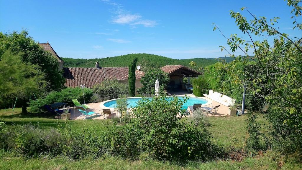 Pet Friendly Authentic House of Quercy