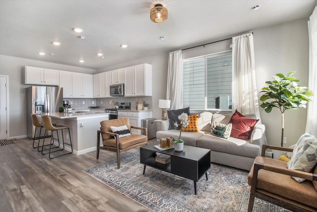 Brand New Centrally Located Home in Parker Co Pet Policy