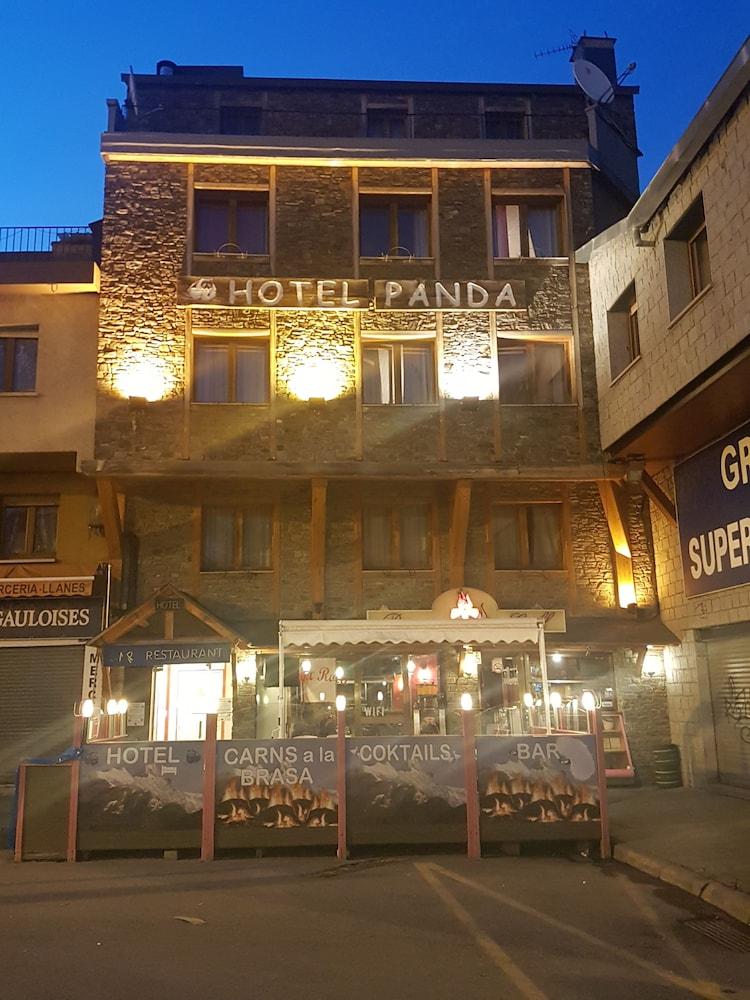 Pet Friendly Hotel Panda