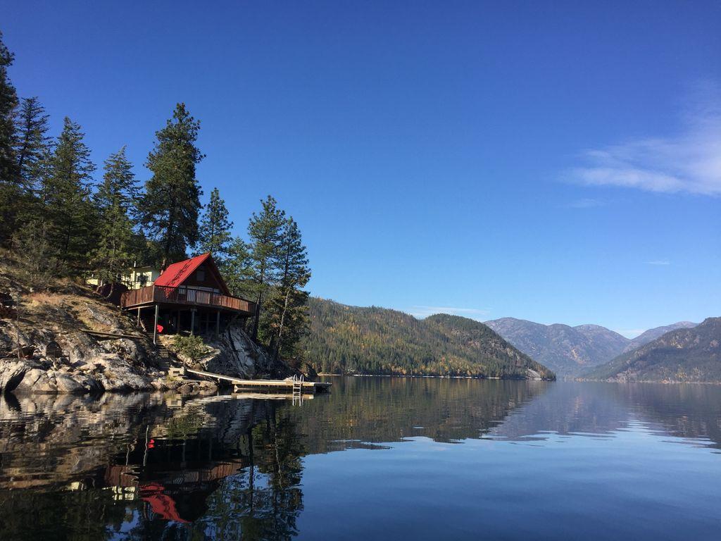 Pet Friendly Vacation Rentals In Christina Lake Bc Bringfido