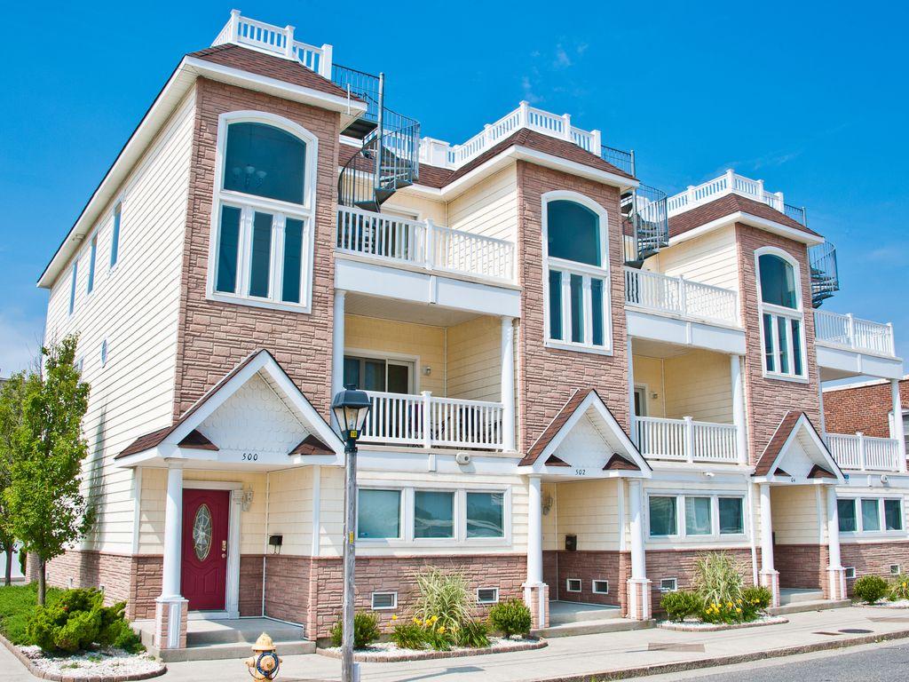 The Top End Townhome Pet Policy