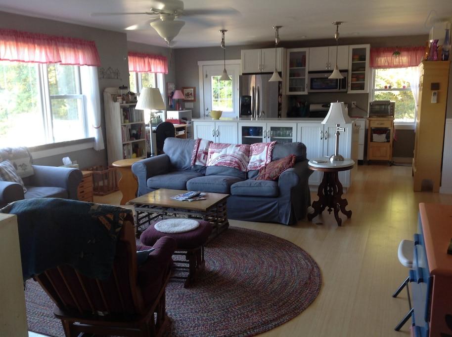 Pet Friendly South Deerfield Airbnb Rentals