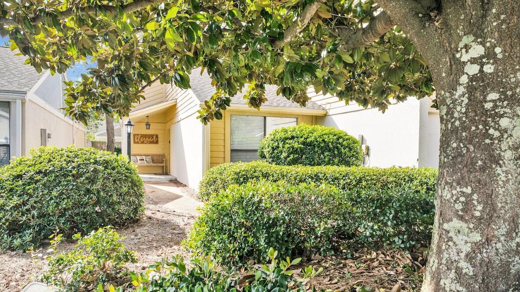 HipNautic Sandestin Beach Retreat Pet Policy