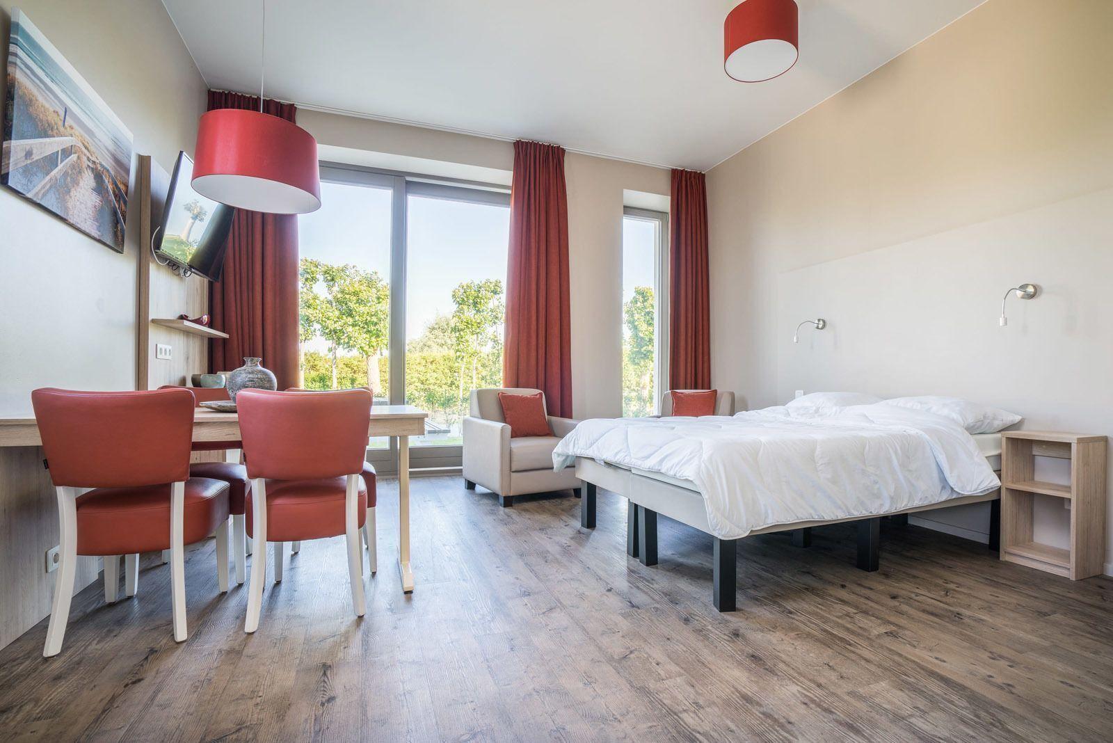 Pet Friendly Westende Holiday Suite for 2 People