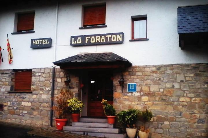 Pet Friendly Hotel Lo Foraton