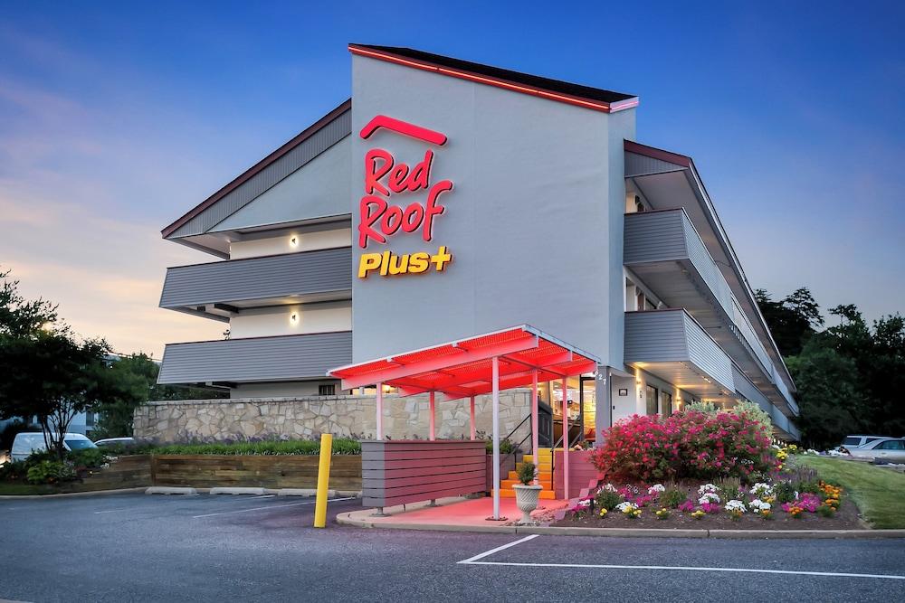 Pet Friendly Red Roof Inn PLUS+ Baltimore - Washington DC/BWI Airport