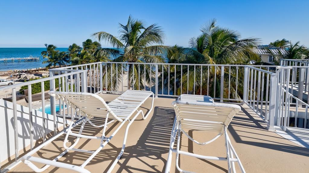 A Good Stay Islamorada Waterfront Residence Pet Policy