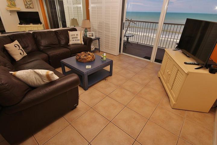 Pet Friendly 2-Bedroom Condo with Oceanfront Views