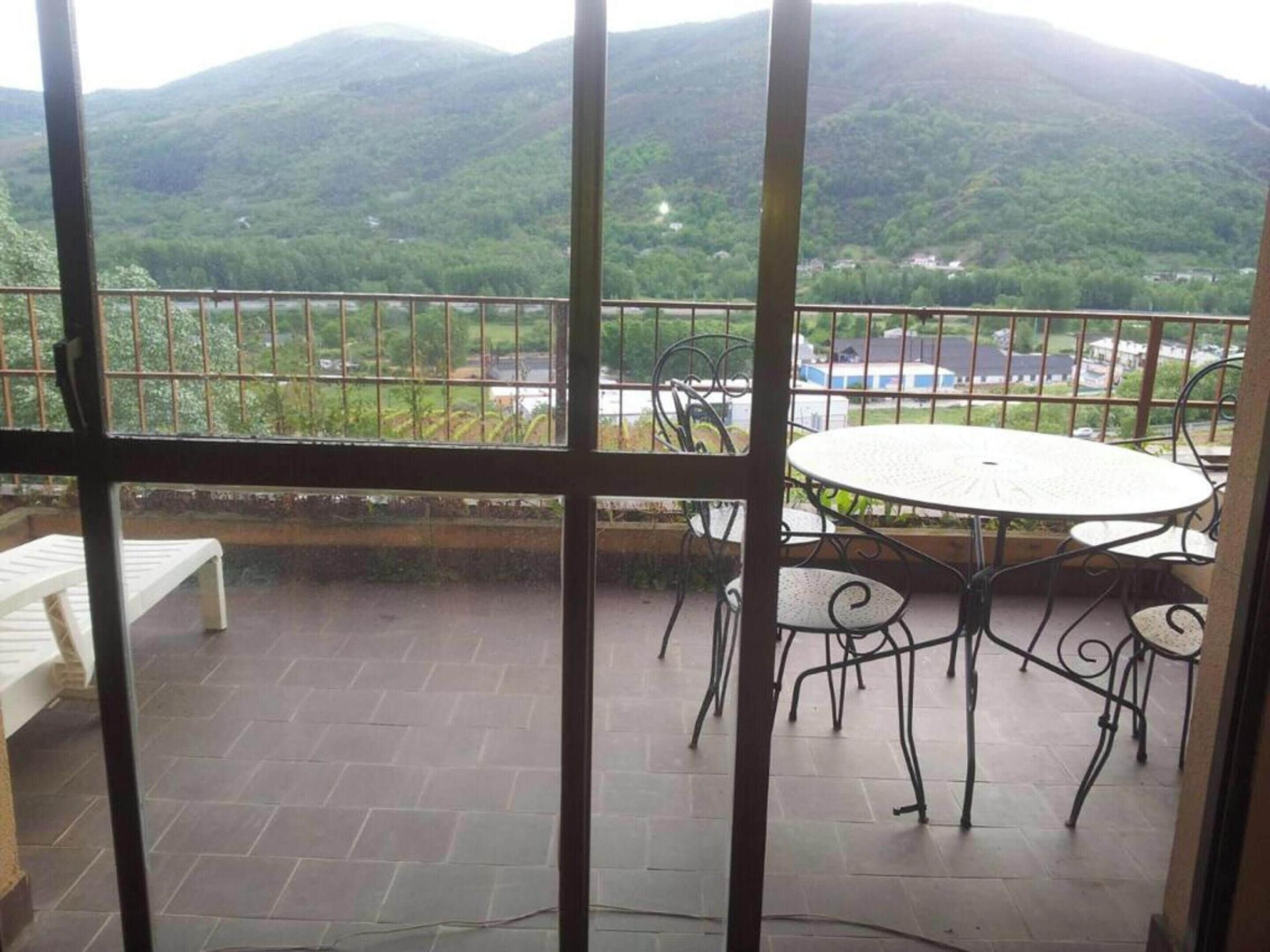 Pet Friendly Apt with Shared Pool at Villafranca Del Bierzo