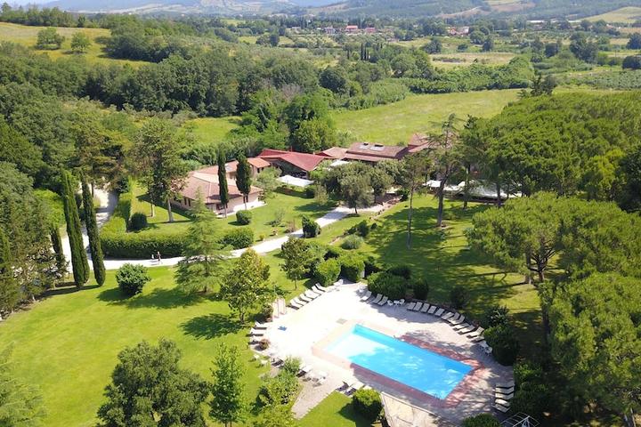 Pet Friendly Montebelli Agriturismo & Country Hotel
