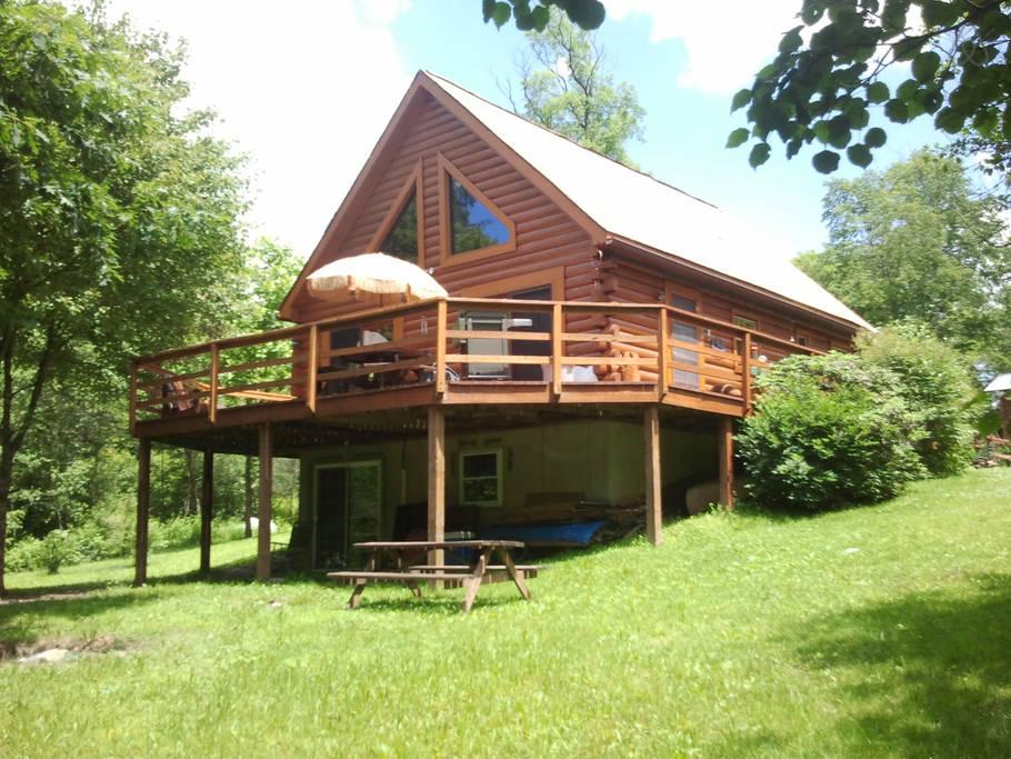 Pet Friendly Vacation Rentals in Ridgway, PA - BringFido