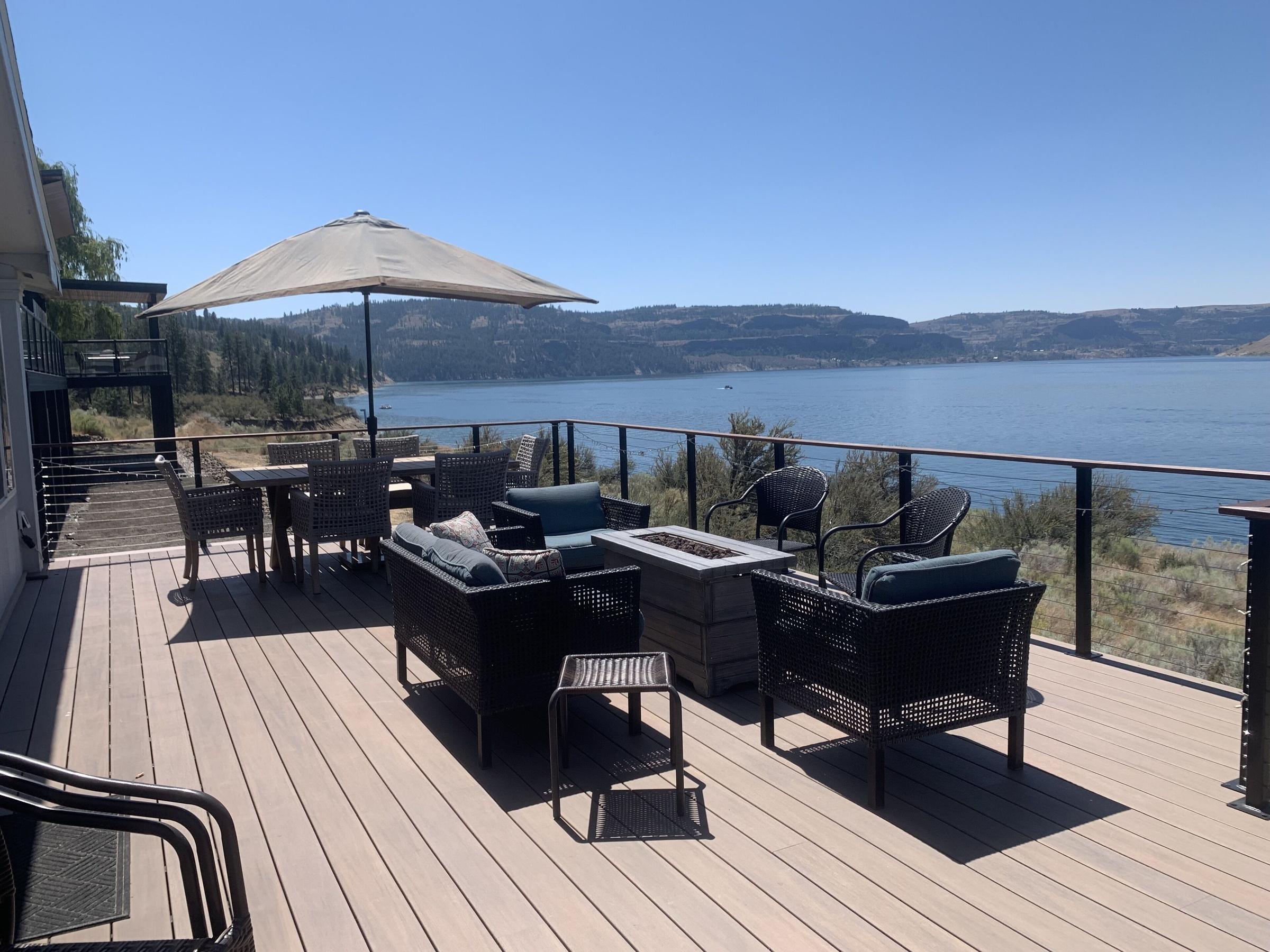 Pet Friendly 7 Bays Home on Lake Roosevelt