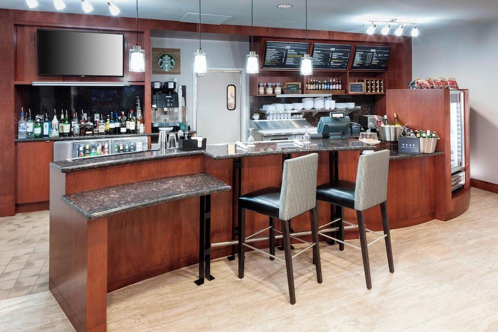 Pet Friendly Courtyard by Marriott Waco