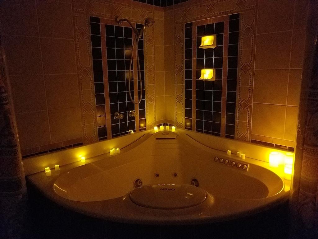 2 Person Jacuzzi Cozy Cottage Pet Policy