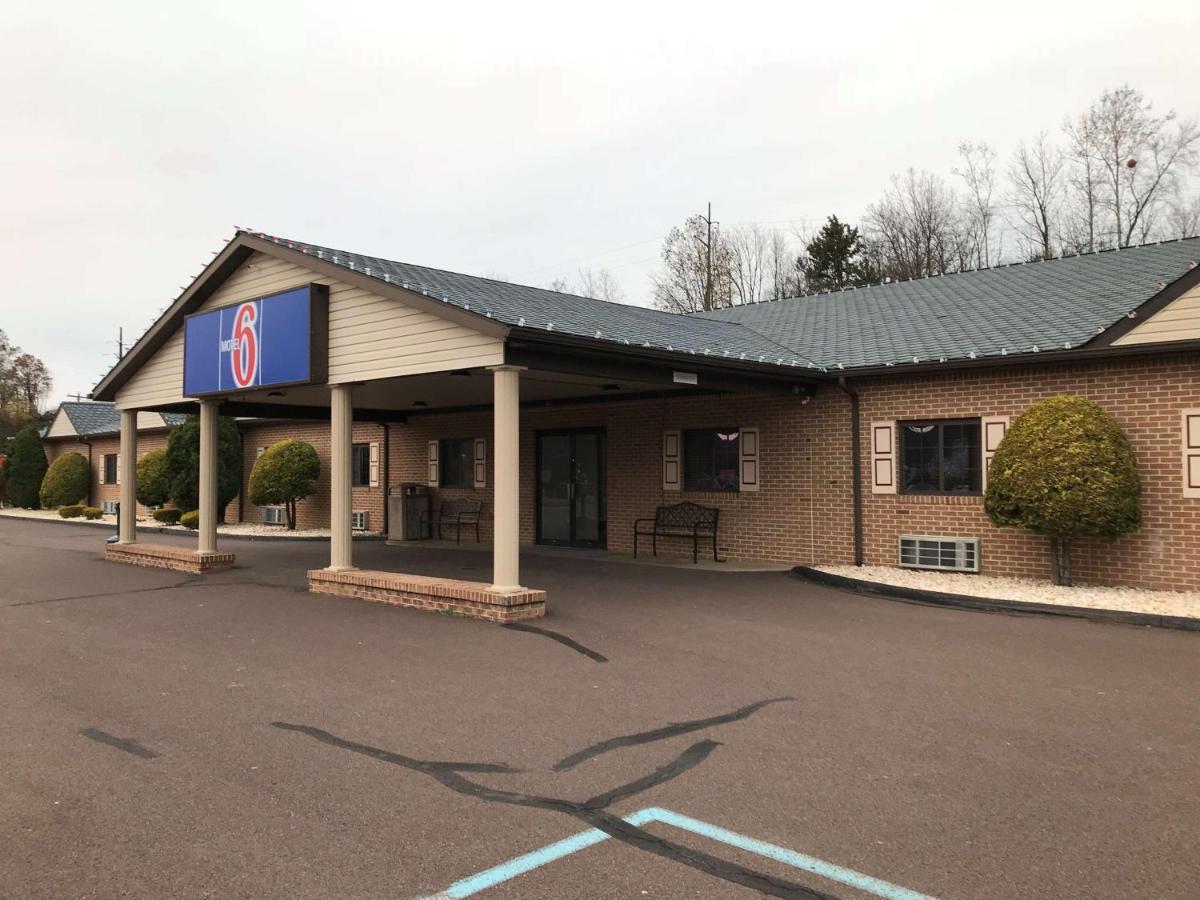 Motel 6 Bloomsburg PA Pet Policy