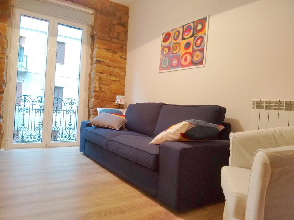 Pet Friendly Apartment 6 People 5 Minutes from the Beach Wi Fi