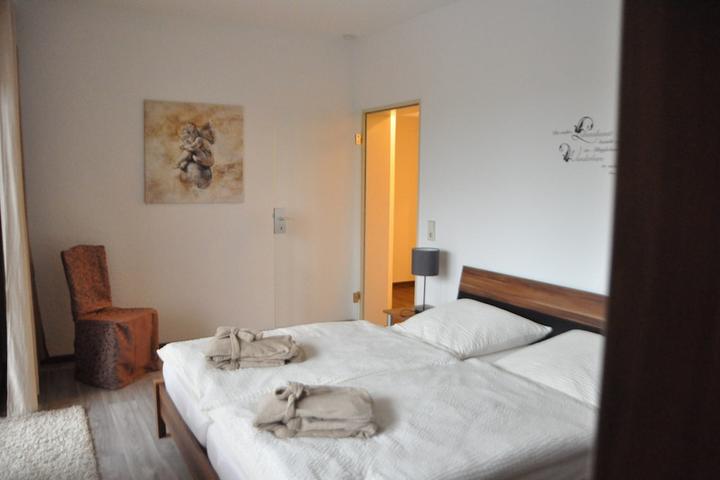 Pet Friendly Fernblick Holiday Apartment with Indoor Pool