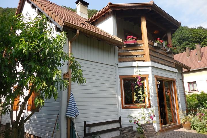 Pet Friendly Gîte of the Flowered Wood
