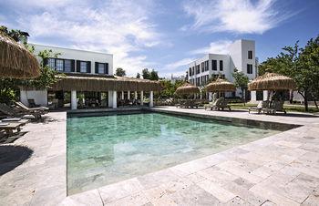 Savra Bodrum Pet Policy